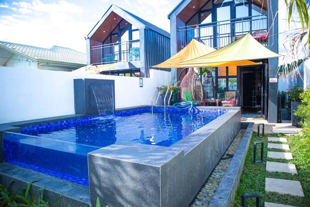 Hidden Haven Subic Villa W/ Infinity Pool Экстерьер фото