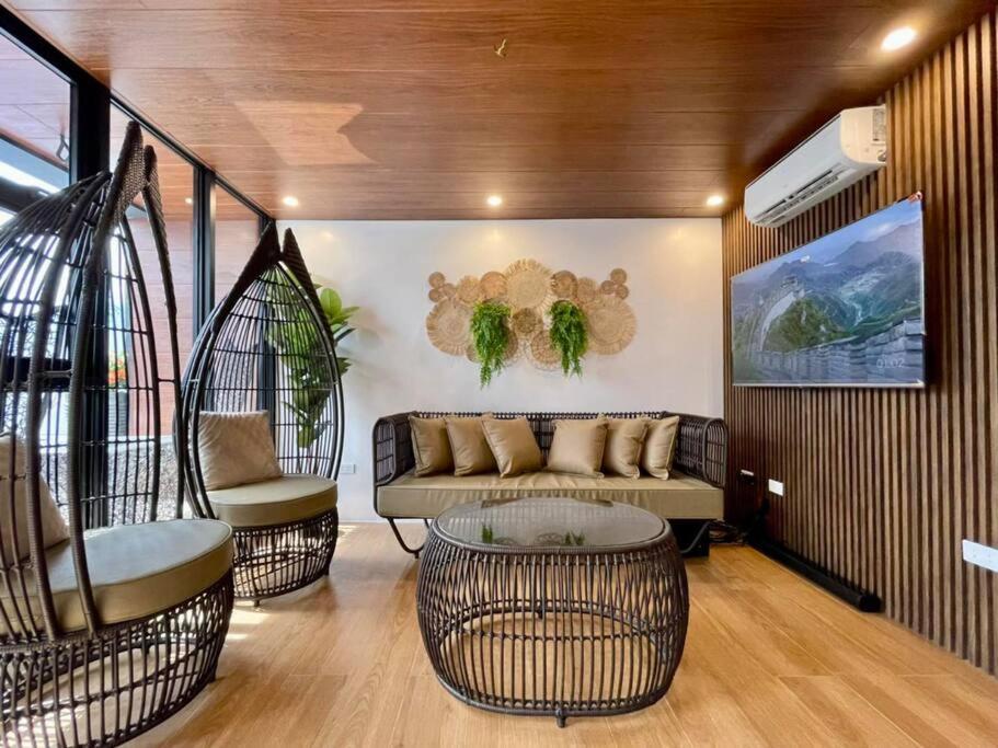 Hidden Haven Subic Villa W/ Infinity Pool Экстерьер фото