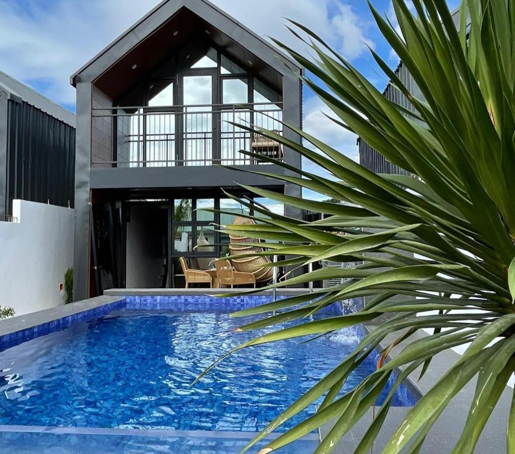 Hidden Haven Subic Villa W/ Infinity Pool Экстерьер фото