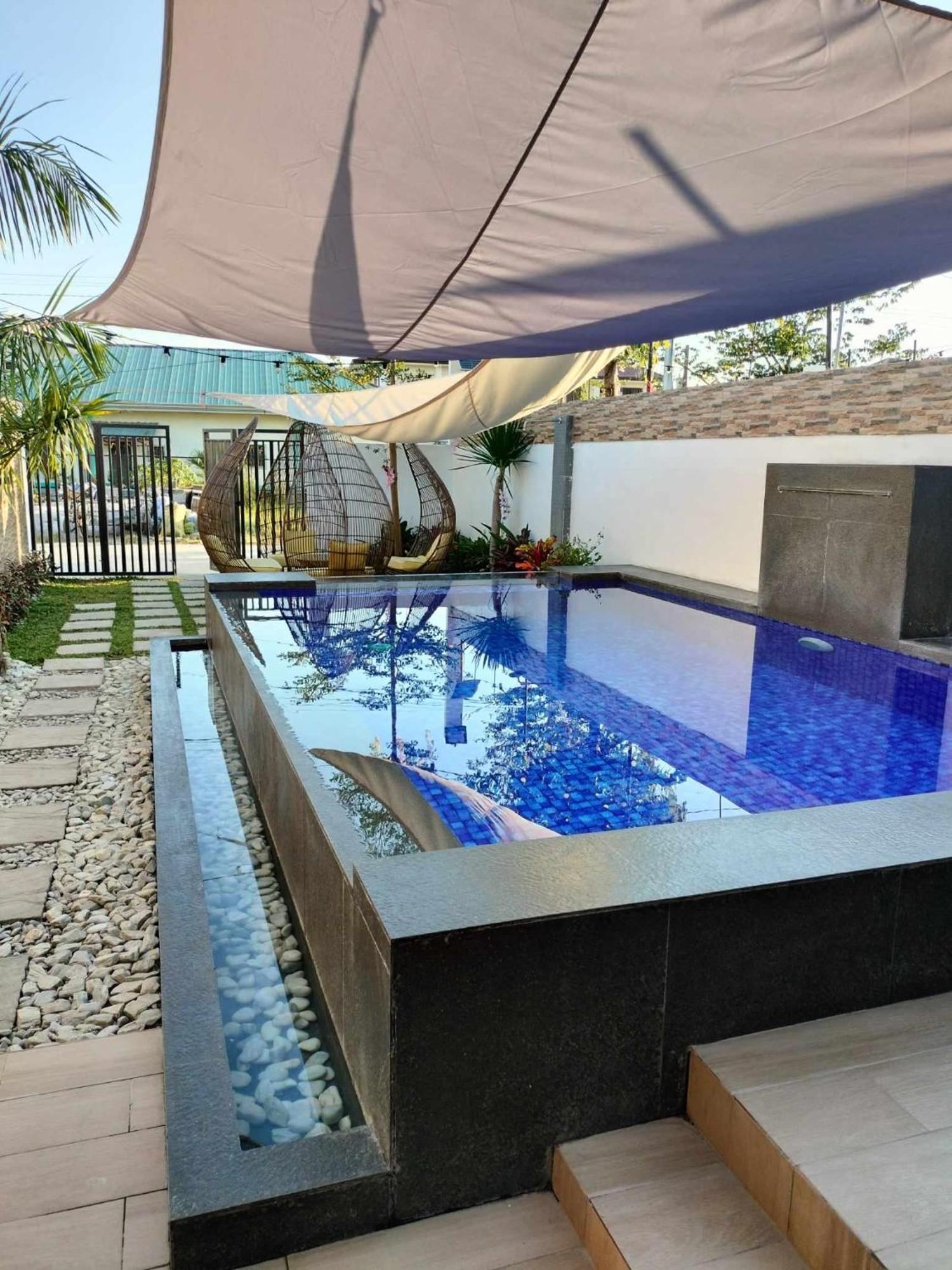 Hidden Haven Subic Villa W/ Infinity Pool Экстерьер фото